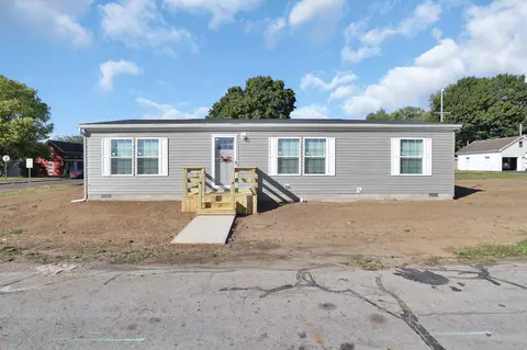 644 S Scioto St, Circleville, OH 43113 photo 3
