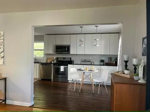 Kitchen - 319 E Walnut St, Marion, OH 43302 photo 5 of 5