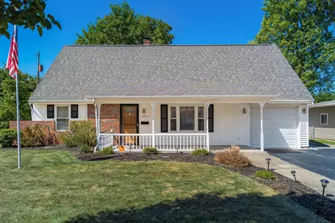4311 Brookgrove Dr, Grove City, OH 43123