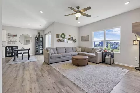 325 Blue Rdg Ct, Ostrander, OH 43061