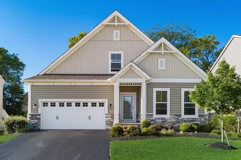 1279 Golfview Ln, Grove City, OH 43123