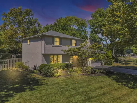 5373 Keeley St, Columbus, OH 43235