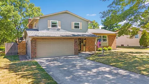 1060 Matterhorn Dr, Reynoldsburg, OH 43068