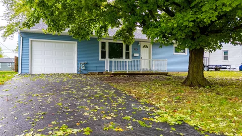 782 Mclean St, Washington Court House, OH 43160
