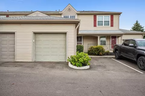 5684 Mango Ln, Hilliard, OH 43026