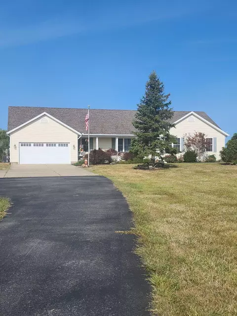 3005 Hoppes Rd, Washington Court House, OH 43160