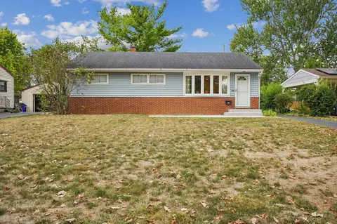 2483 Shrewsbury Rd, Columbus, OH 43221