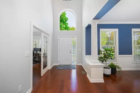 Entry Way - 5957 Dunheath Loop, Dublin, OH 43016 photo 1 of 4