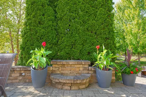Exterior - 5957 Dunheath Loop, Dublin, OH 43016 photo 9 of 20