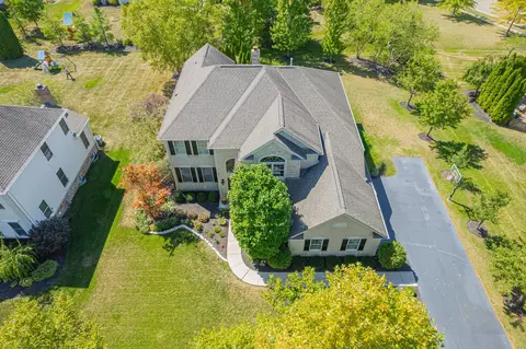 View/Area - 5957 Dunheath Loop, Dublin, OH 43016 photo 1 of 7