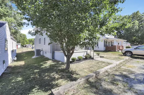 Exterior - 830 3rd St, Lancaster, OH 43130 photo 2 of 7