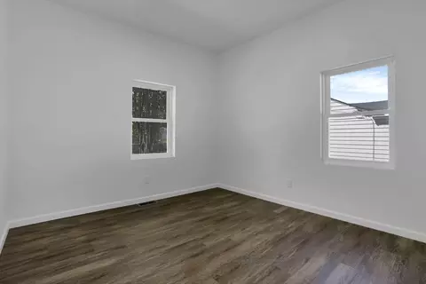 Bedroom - 830 3rd St, Lancaster, OH 43130 photo 1 of 9