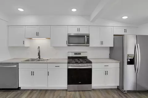 Kitchen - 830 3rd St, Lancaster, OH 43130 photo 2 of 3