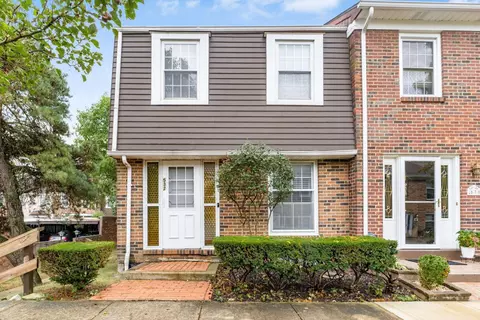 532 Pamlico St, Columbus, OH 43228