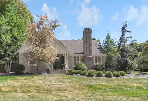 286 Meditation Ln, Columbus, OH 43235