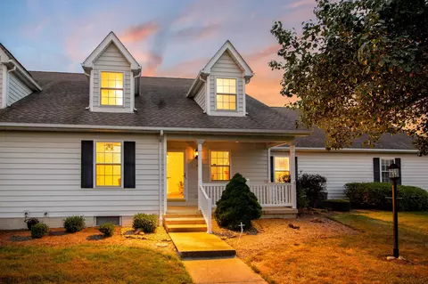 18 Fairway Dr, Mount Vernon, OH 43050