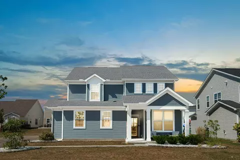 3733 Glacial Ln, Grove City, OH 43123