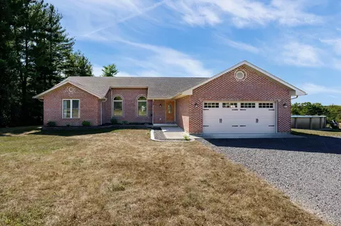 8744 Lake Dr, West Liberty, OH 43357