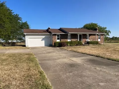 8880 Us Highway 22 E, Stoutsville, OH 43154