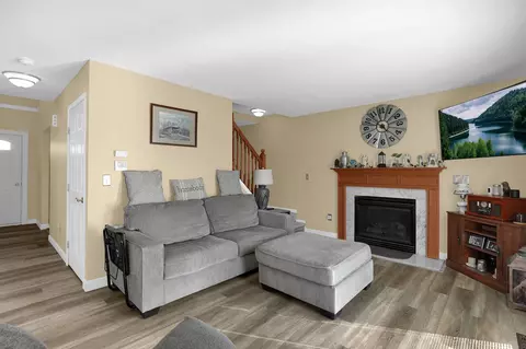 25595 Shoemaker Rd, Circleville, OH 43113 photo 9