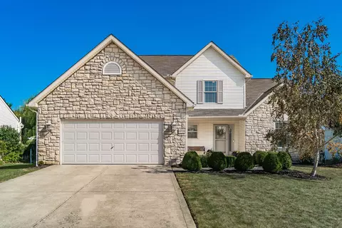 6816 Shadow Dr, Westerville, OH 43081