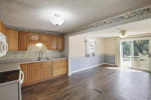 269 Meadow Dr, Circleville, OH 43113 photo 12