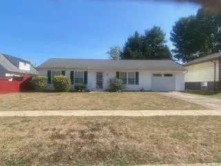 250 Williamsburg Ln NW, Lancaster, OH 43130
