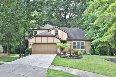 1519 Eastmeadow Pl, Columbus, OH 43235