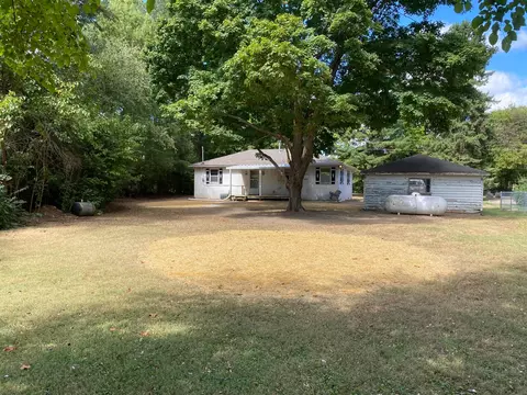 Exterior - 5817 Elmgee Dr, Delaware, OH 43015 photo 4 of 6