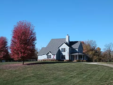 4562 Gale Rd, Granville, OH 43023