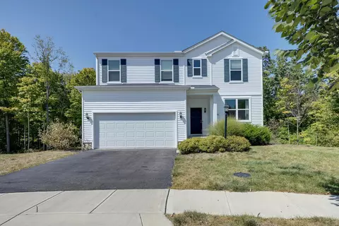 946 Burtwood Rd, Pataskala, OH 43062