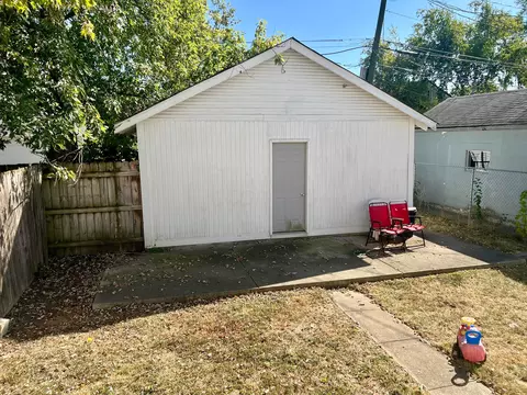 Exterior - 807 E Deshler Ave #809, Columbus, OH 43206 photo 2 of 2