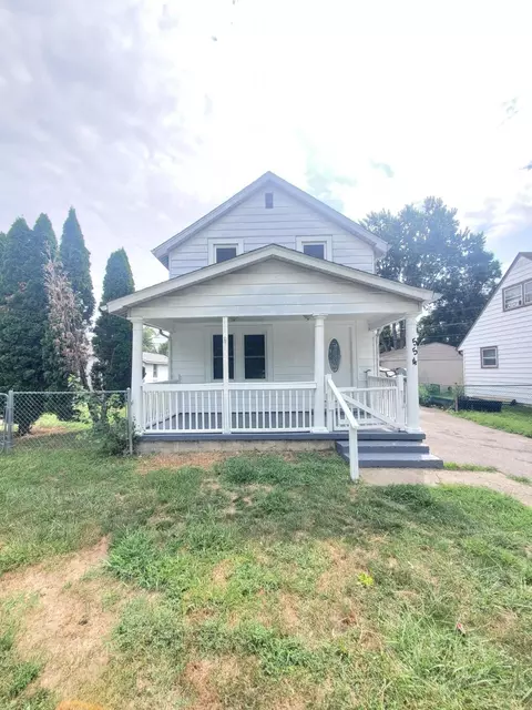 554 Pierce Ave, Columbus, OH 43213