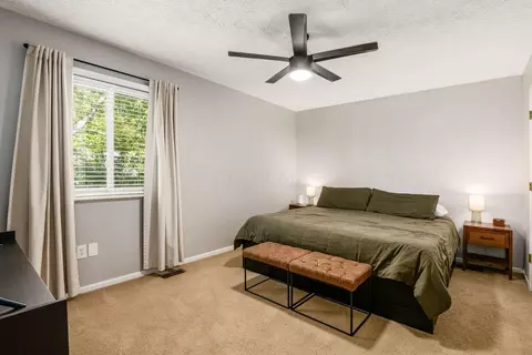 Bedroom - 3216 Heatherside Dr, Dublin, OH 43017 photo 1 of 3