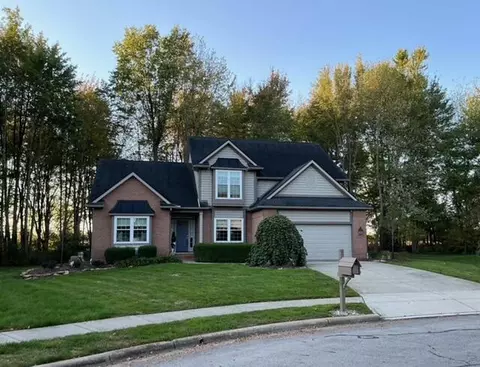 39 Calumet Dr S, Granville, OH 43023
