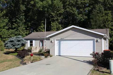 27 Lynnwood Dr, Hebron, OH 43025