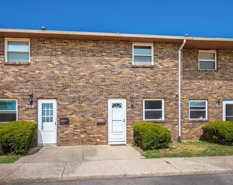 1299 Woodbrook Ln #225, Columbus, OH 43223
