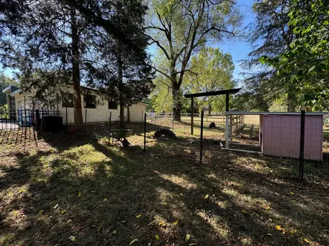 Exterior - 3255 E High St, Springfield, OH 45505 photo 6 of 11