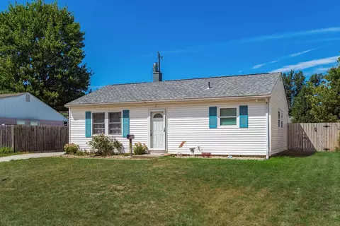 360 Middle Dr, West Jefferson, OH 43162