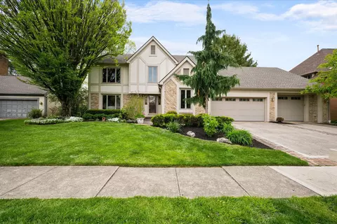 2240 Concord Village Dr, Columbus, OH 43220