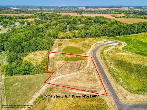 4415 Stone Hill Drive West NW, Carroll, OH 43112