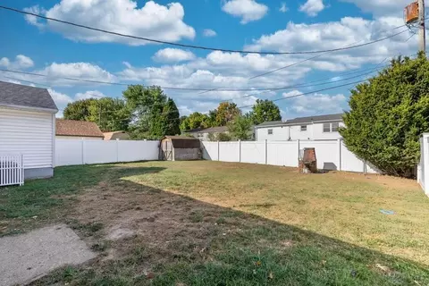 Exterior - 1762 Wacker Dr, Lancaster, OH 43130 photo 4 of 5