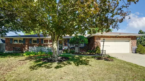 5429 W Ridgewood Rd, Springfield, OH 45503