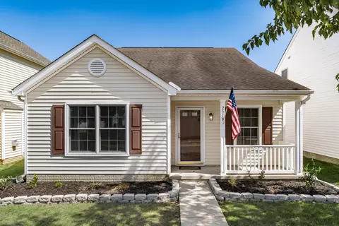 2516 Hickory Pine Ln, Grove City, OH 43123