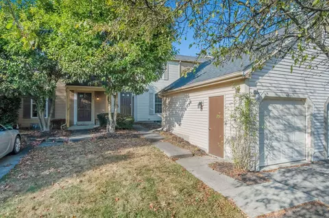 42 Ravine Ridge Dr S, Powell, OH 43065