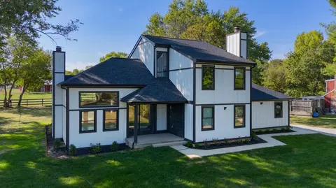 3290 S Old 3c Hwy, Galena, OH 43021