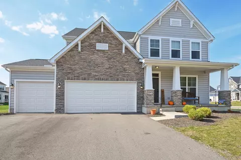 5545 Carlisle Dr, Grove City, OH 43123