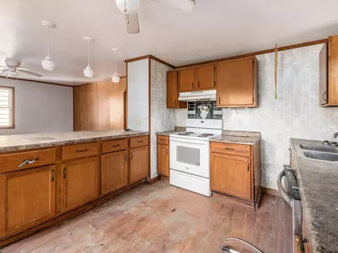 439 Davids St, Marion, OH 43302 photo 4