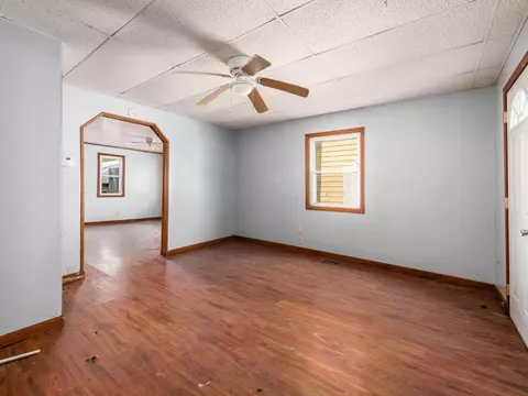 439 Davids St, Marion, OH 43302 photo 2