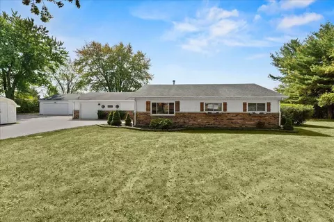 4941 E County Line Rd, Springfield, OH 45502